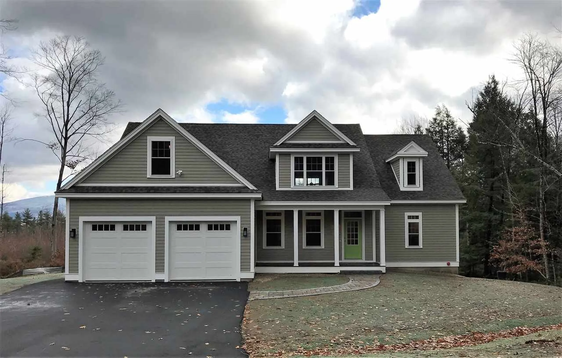 46 Hall Farm Road New London NH 03257