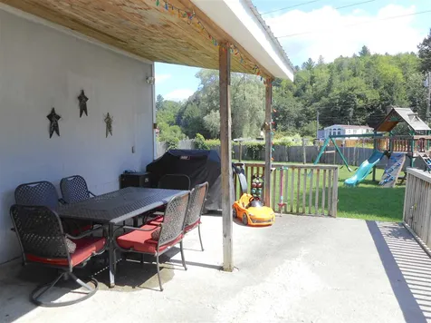 41 Anair Drive Hardwick VT 05843