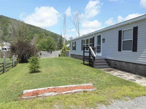 41 Anair Drive Hardwick VT 05843