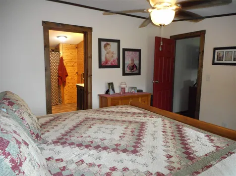 41 Anair Drive Hardwick VT 05843