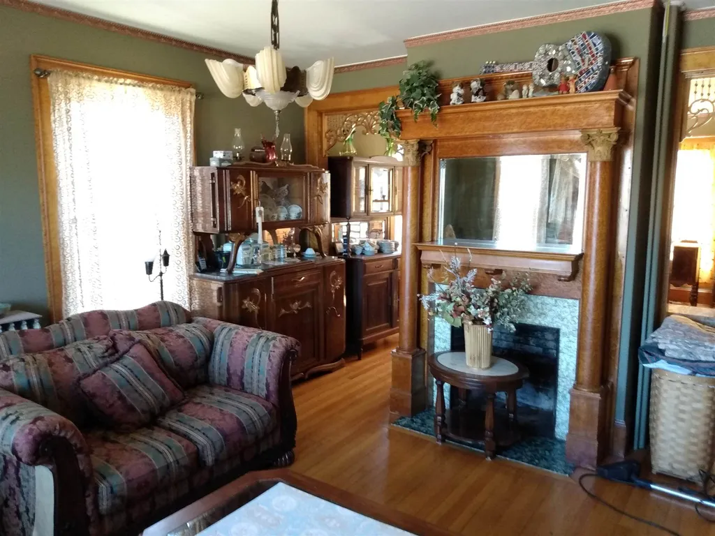 21 Charlestown Road Claremont NH 03743