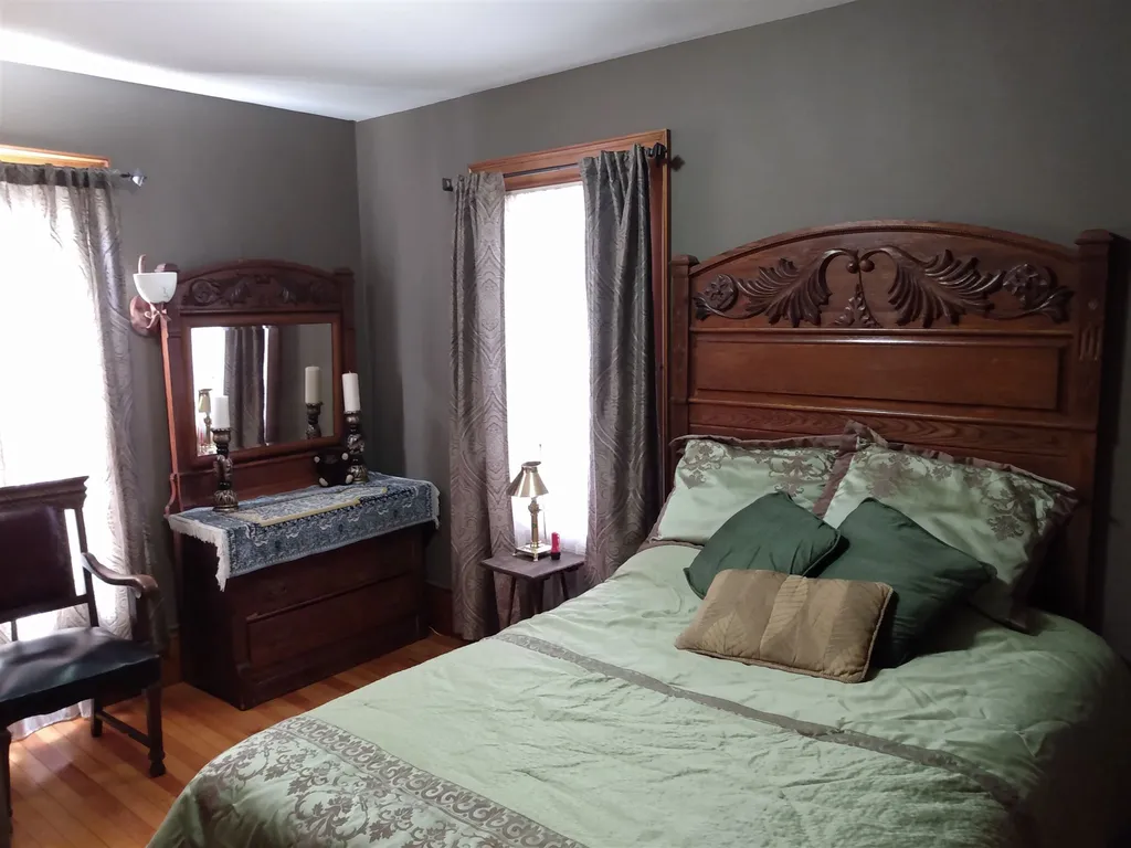 21 Charlestown Road Claremont NH 03743