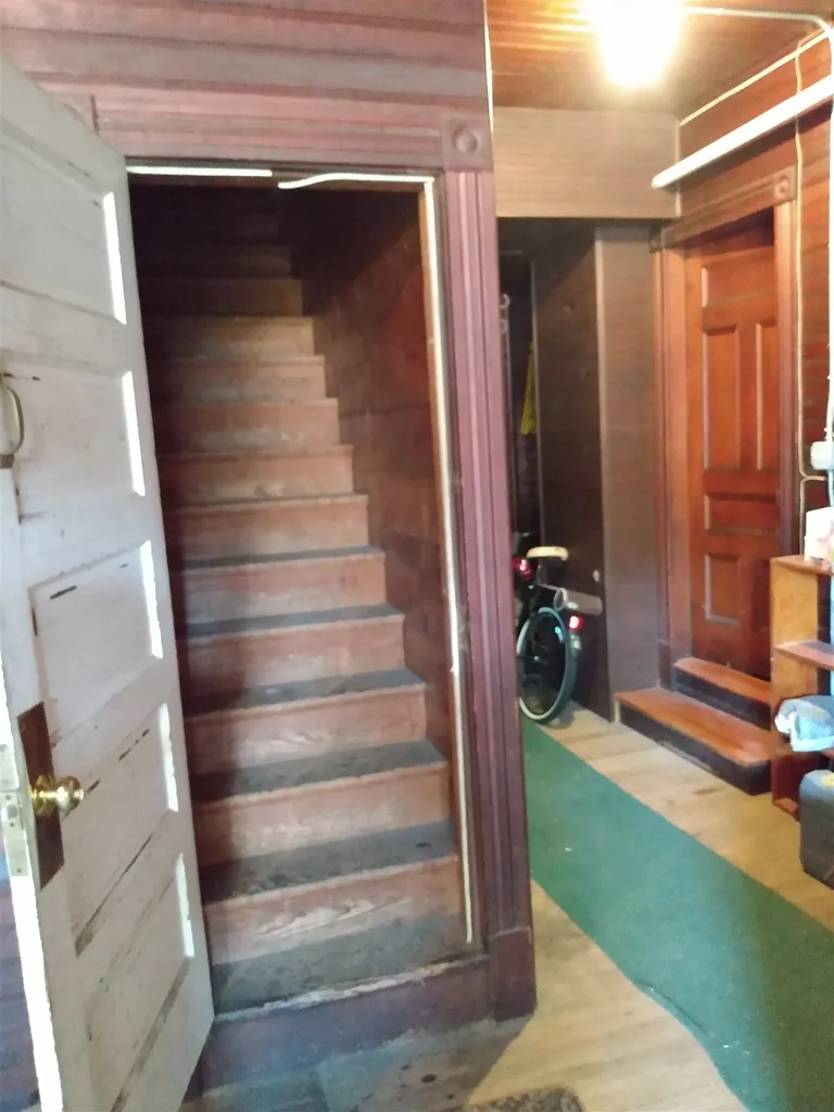21 Charlestown Road Claremont NH 03743
