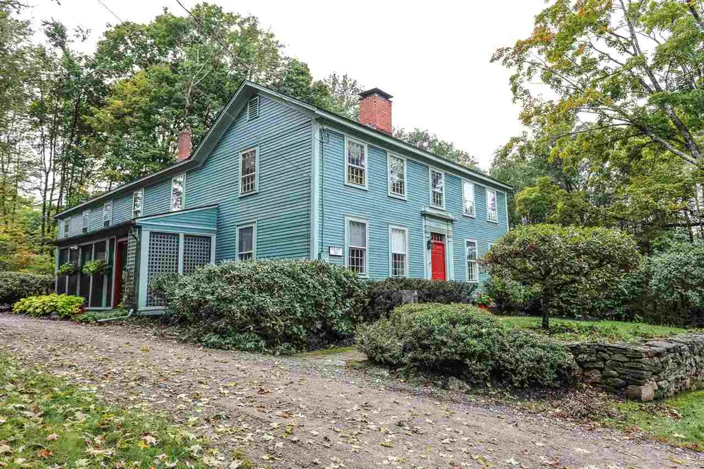 70 Tenney Hill Road Dunbarton NH 03046