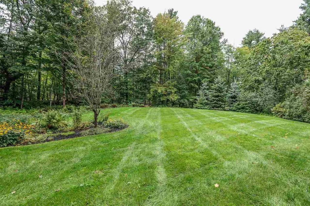 70 Tenney Hill Road Dunbarton NH 03046