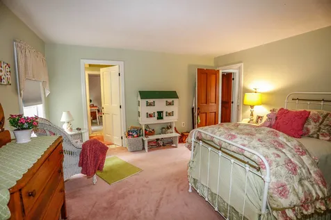 70 Tenney Hill Road Dunbarton NH 03046