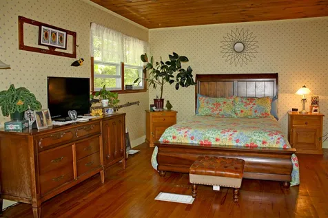 55 Sears Farm Road Ludlow VT 05149