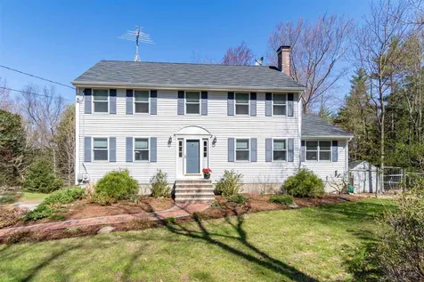 17 Peirce Lane Wilton NH 03086