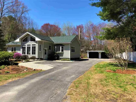 4 Fir Street Londonderry NH 03053