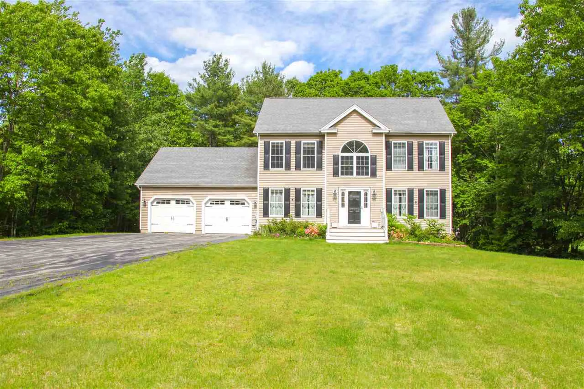 39 Greenhaven Road Salem NH 03079