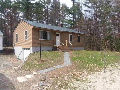 528 County Road New London NH 03257