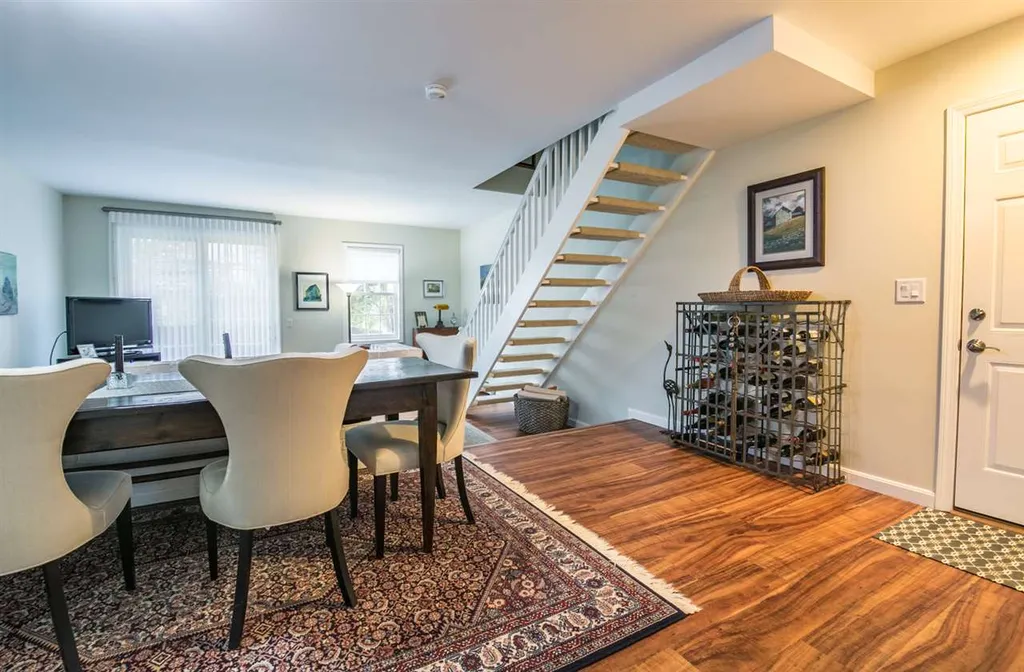 148 Hayes Avenue South Burlington VT 05403