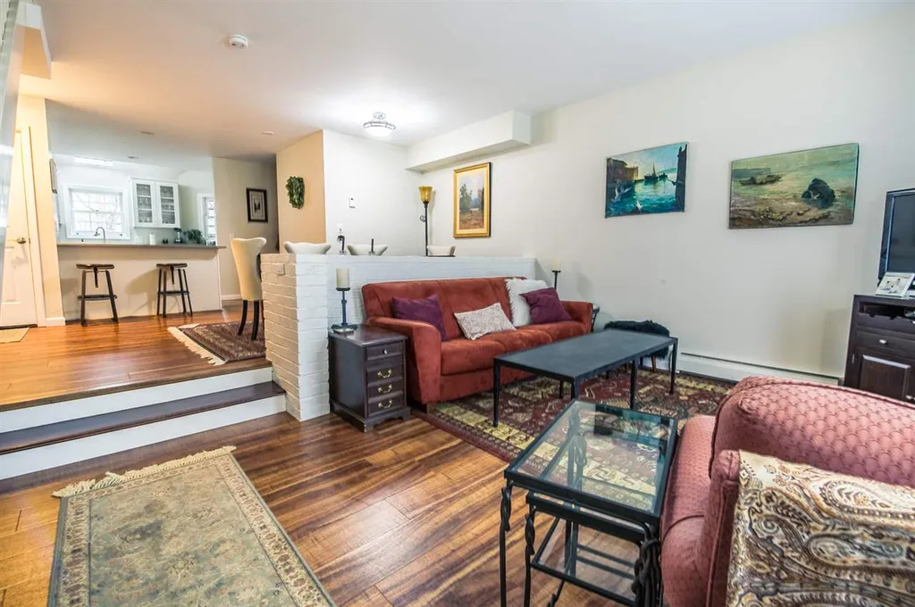 148 Hayes Avenue South Burlington VT 05403