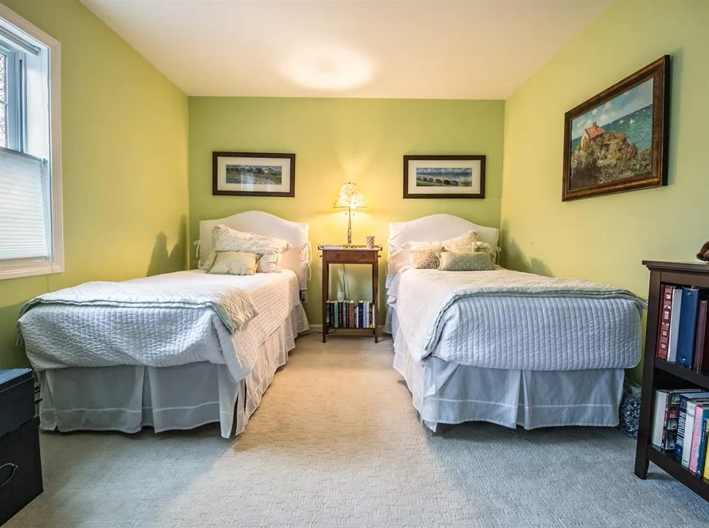 148 Hayes Avenue South Burlington VT 05403