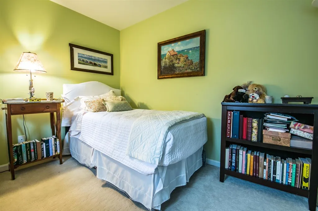 148 Hayes Avenue South Burlington VT 05403