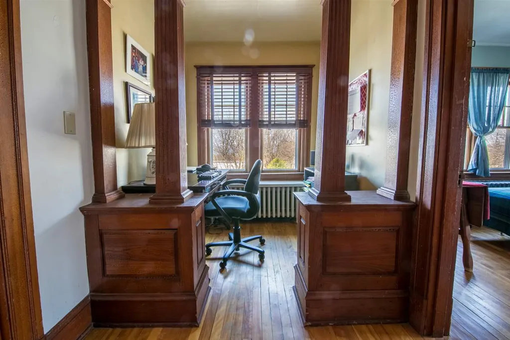 352 South Winooski Avenue Burlington VT 05401