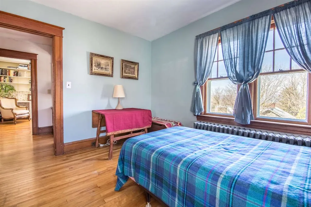 352 South Winooski Avenue Burlington VT 05401