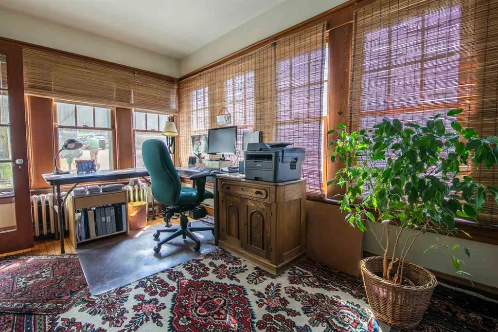 352 South Winooski Avenue Burlington VT 05401