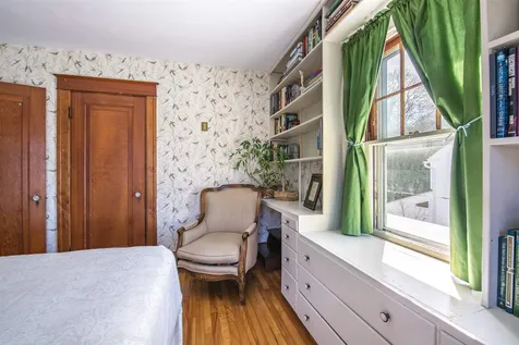 352 South Winooski Avenue Burlington VT 05401