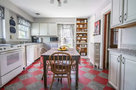 352 South Winooski Avenue Burlington VT 05401