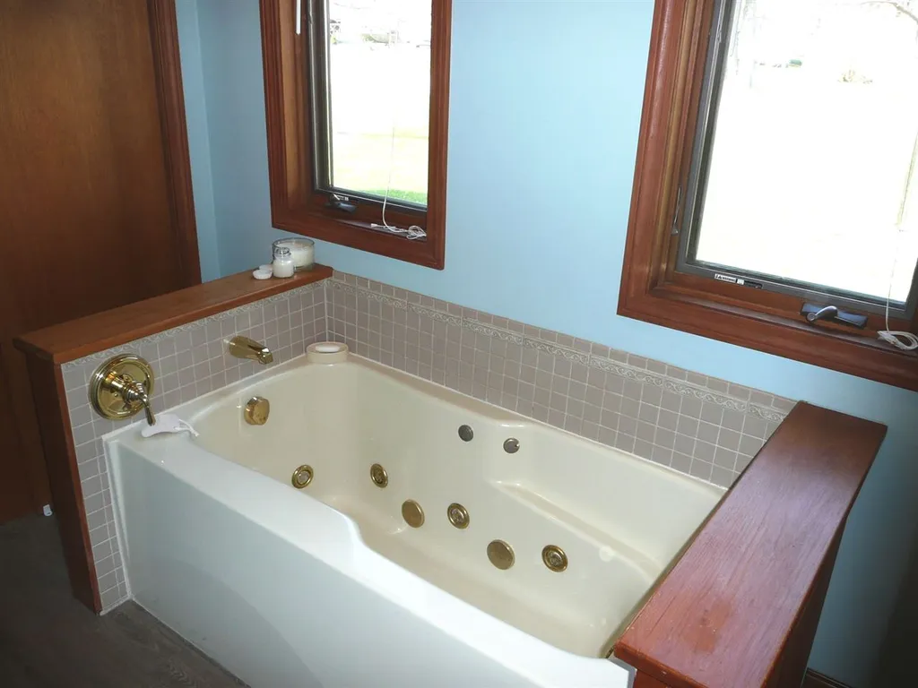 35 Conquest Circle Colchester VT 05446