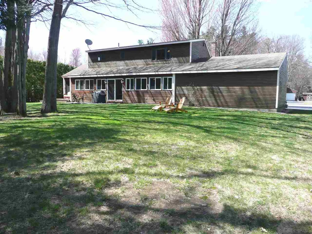 35 Conquest Circle Colchester VT 05446