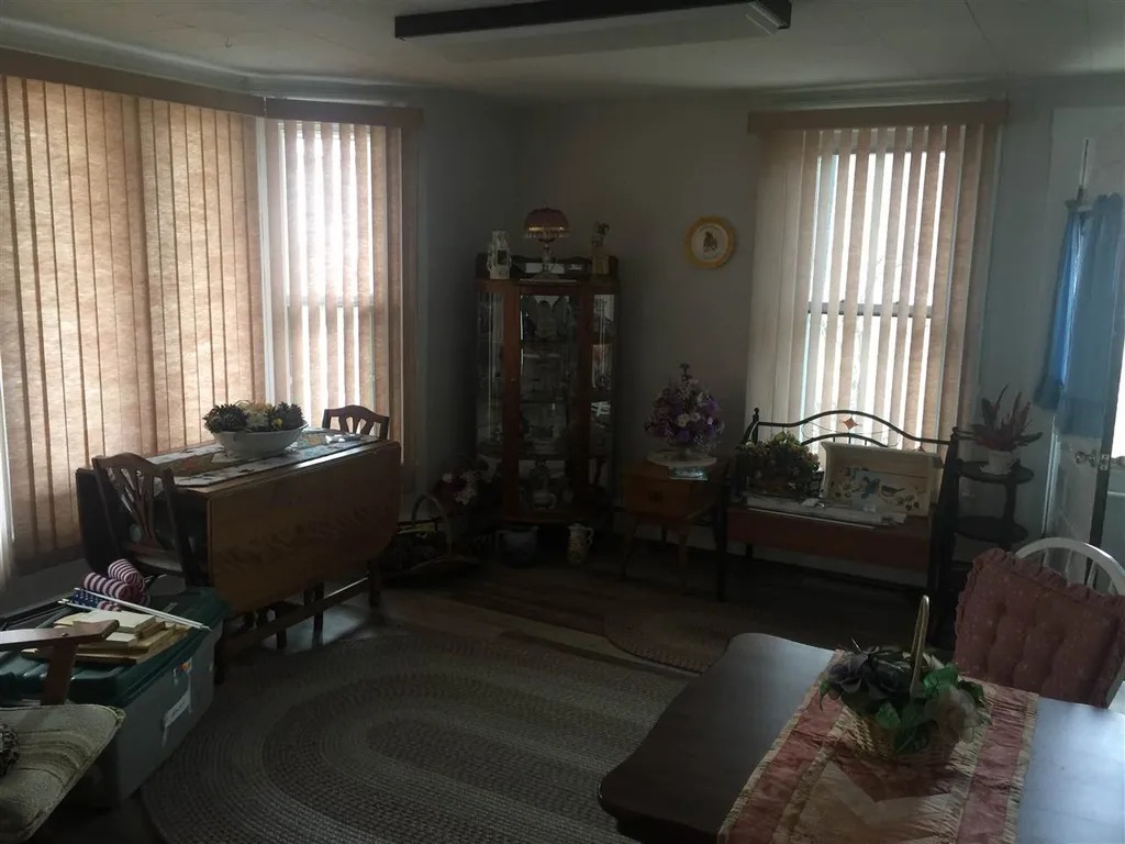127 Main Street Colebrook NH 03576