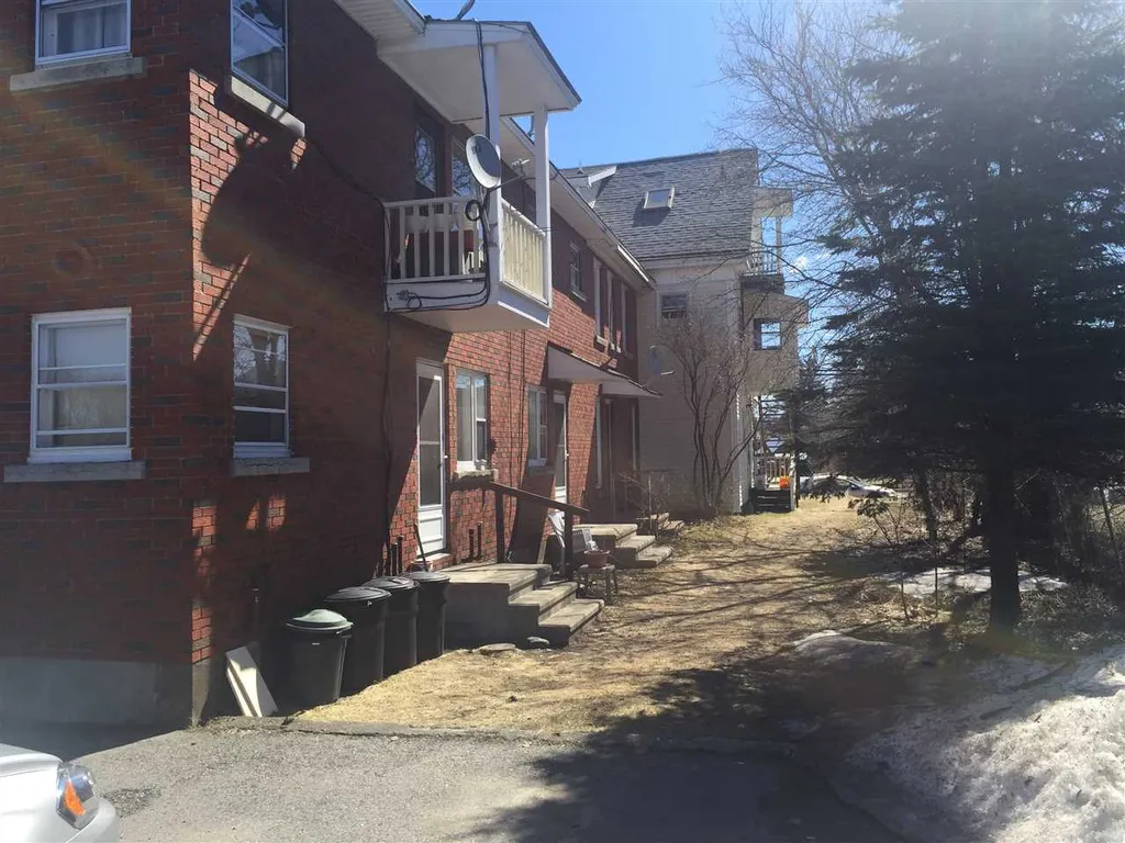 127 Main Street Colebrook NH 03576