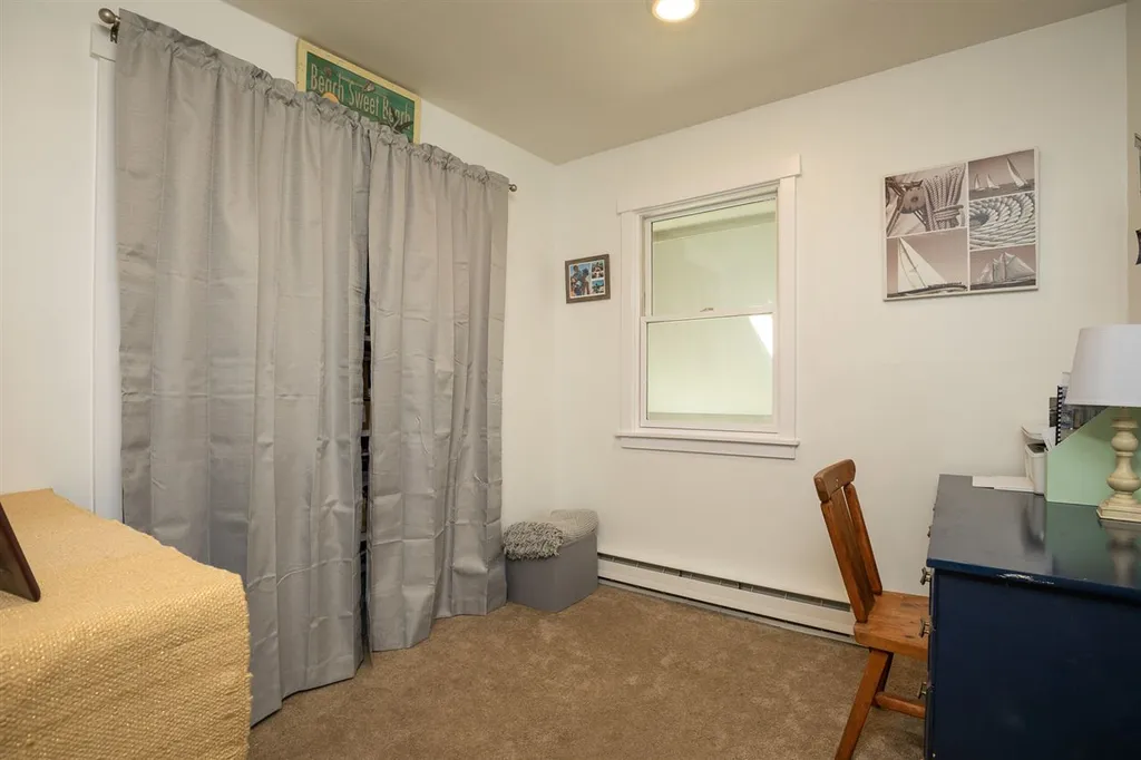 252 Exeter Road Hampton Falls NH 03844