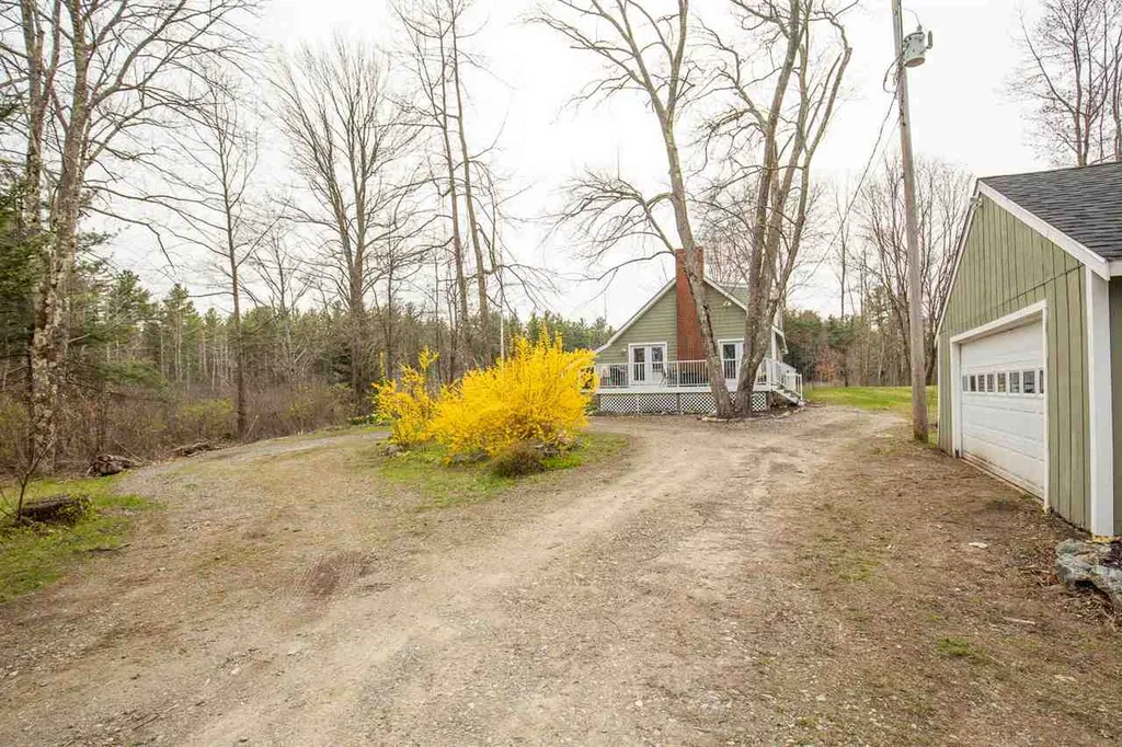 252 Exeter Road Hampton Falls NH 03844