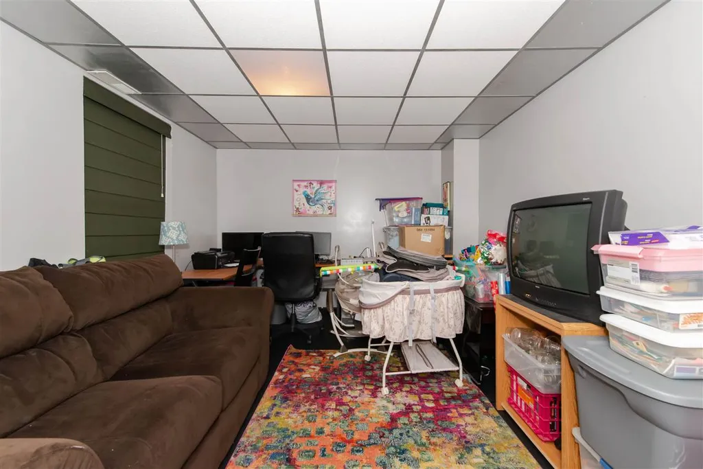 6 Pearson Way Epping NH 03042
