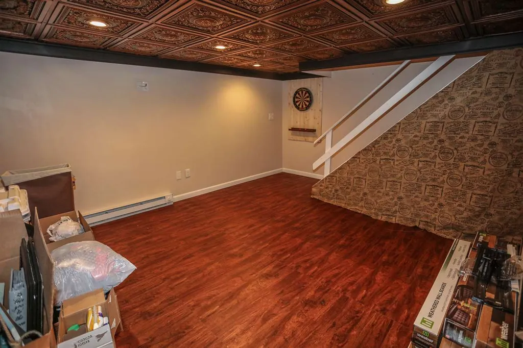 31 Oakridge Drive Londonderry NH 03053