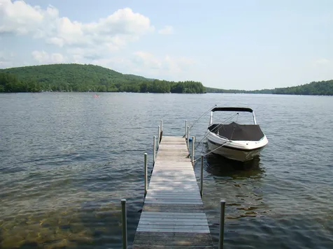 6 Carl Way Ashland NH 03217