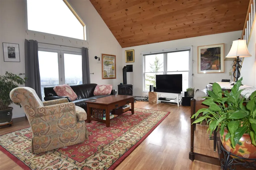 283 Round Barn Road Ferrisburgh VT 05456