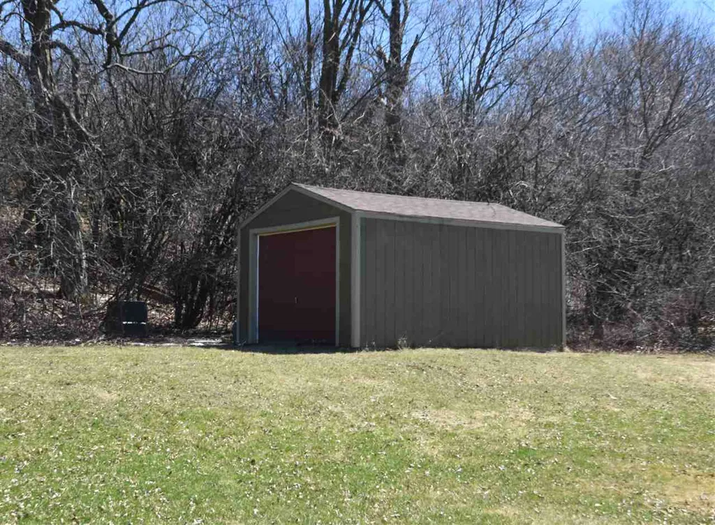 283 Round Barn Road Ferrisburgh VT 05456