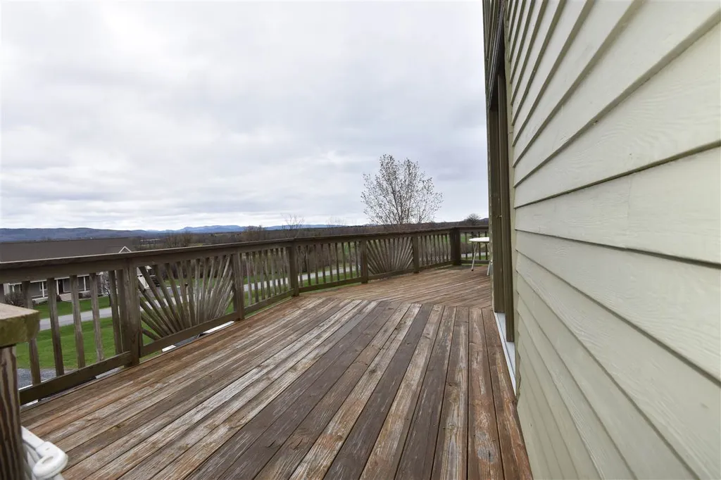 283 Round Barn Road Ferrisburgh VT 05456
