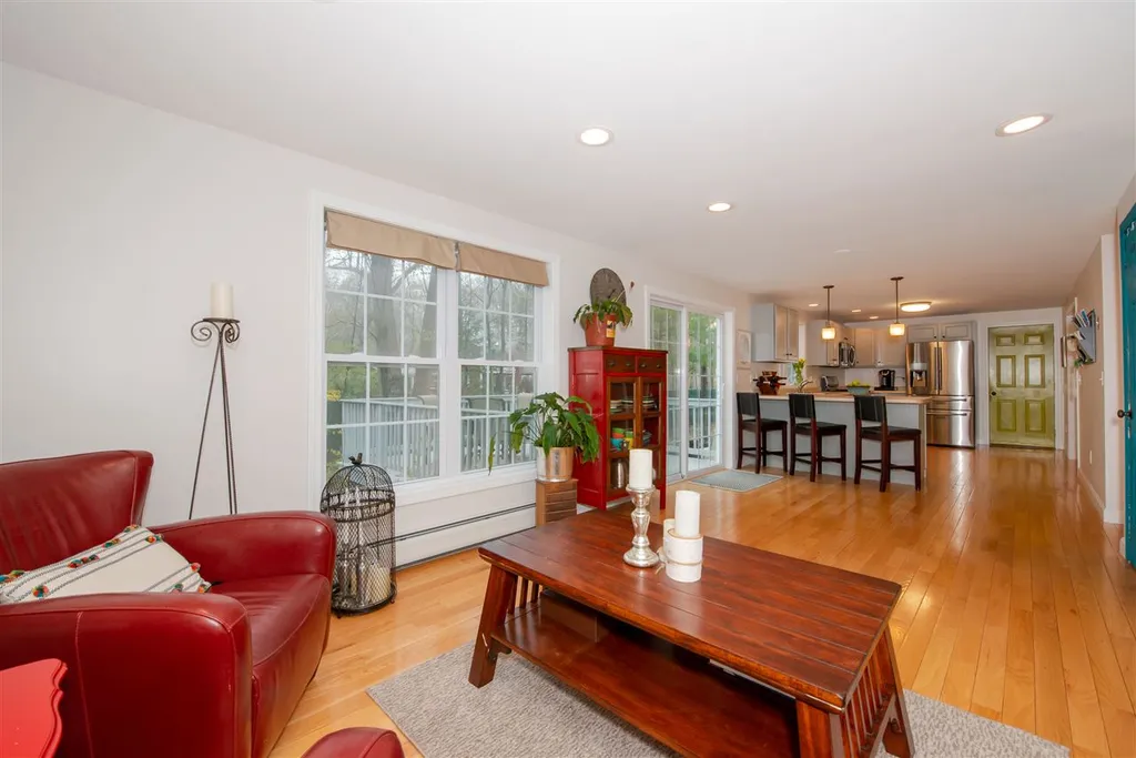 16 Woodland Road Dover NH 03820
