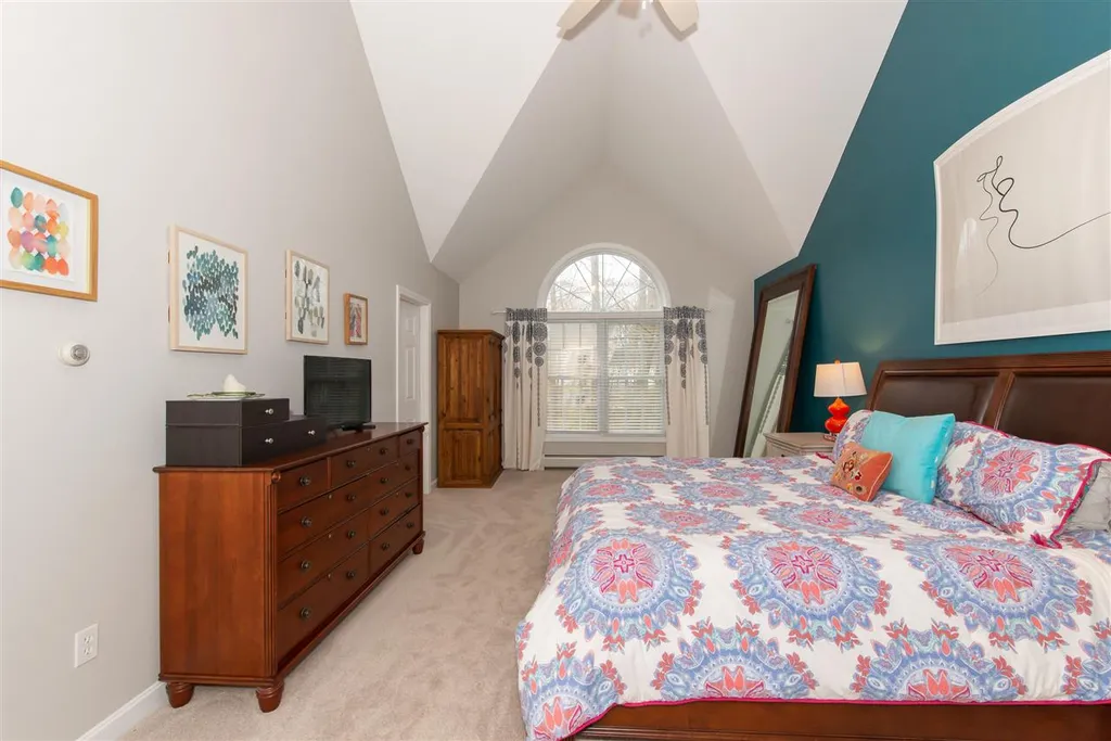 16 Woodland Road Dover NH 03820