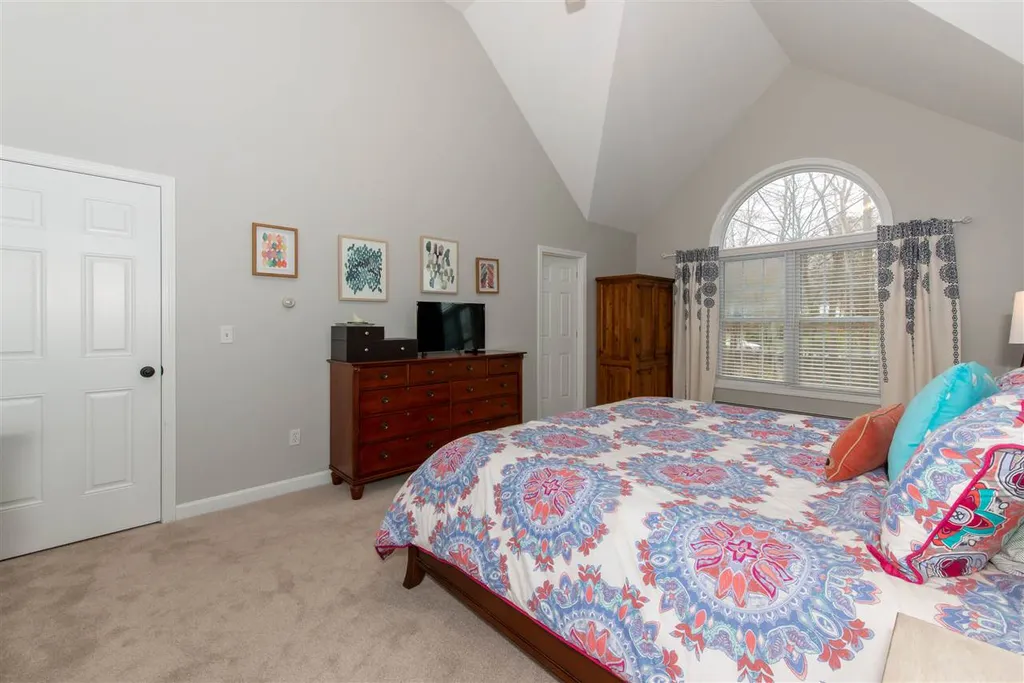 16 Woodland Road Dover NH 03820