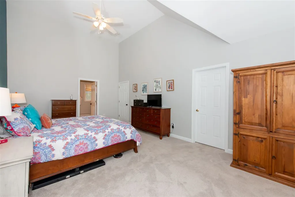 16 Woodland Road Dover NH 03820