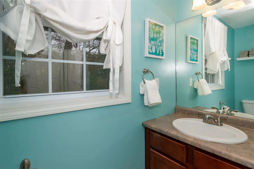 16 Woodland Road Dover NH 03820