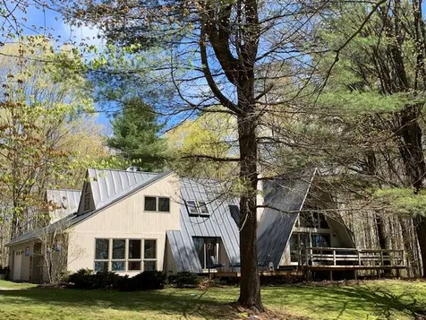 16 Cream Pot Road Hartland VT 05048