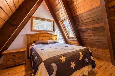 16 Cream Pot Road Hartland VT 05048