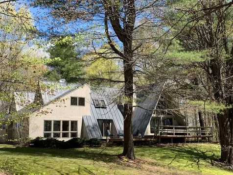 16 Cream Pot Road Hartland VT 05048