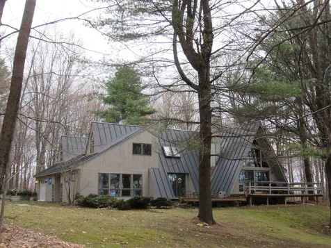 16 Cream Pot Road Hartland VT 05048