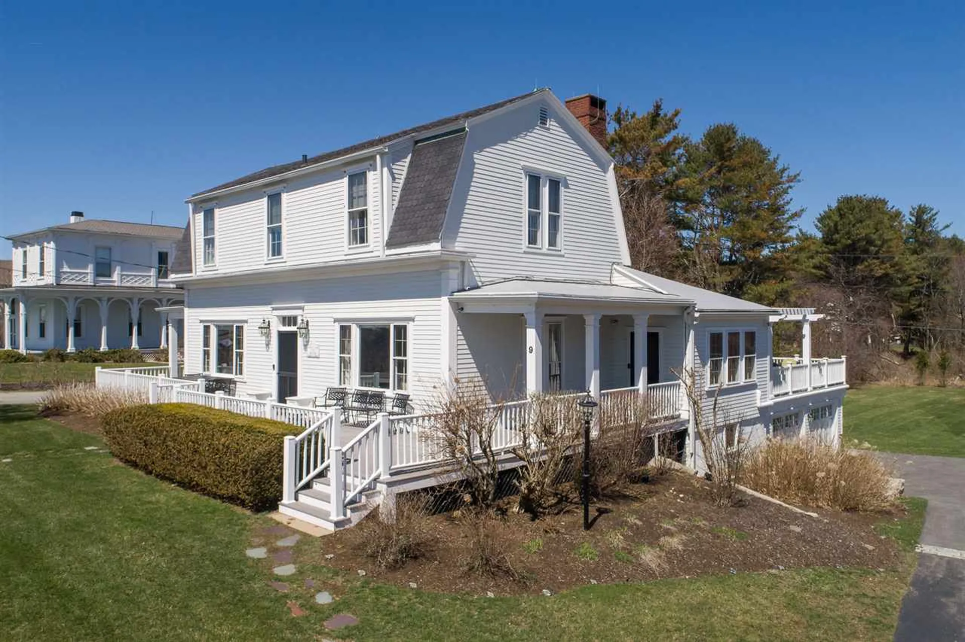 9 Atlantic Avenue North Hampton NH 03862