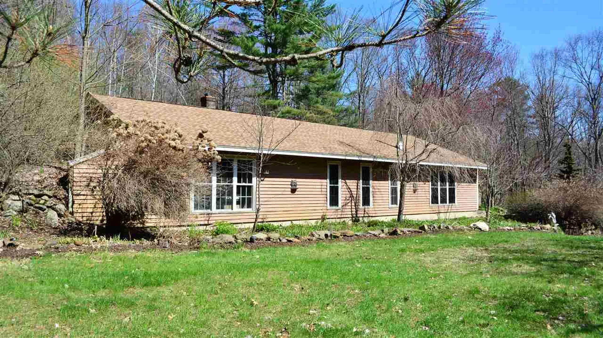 32 Silver Lane Northfield NH 03276