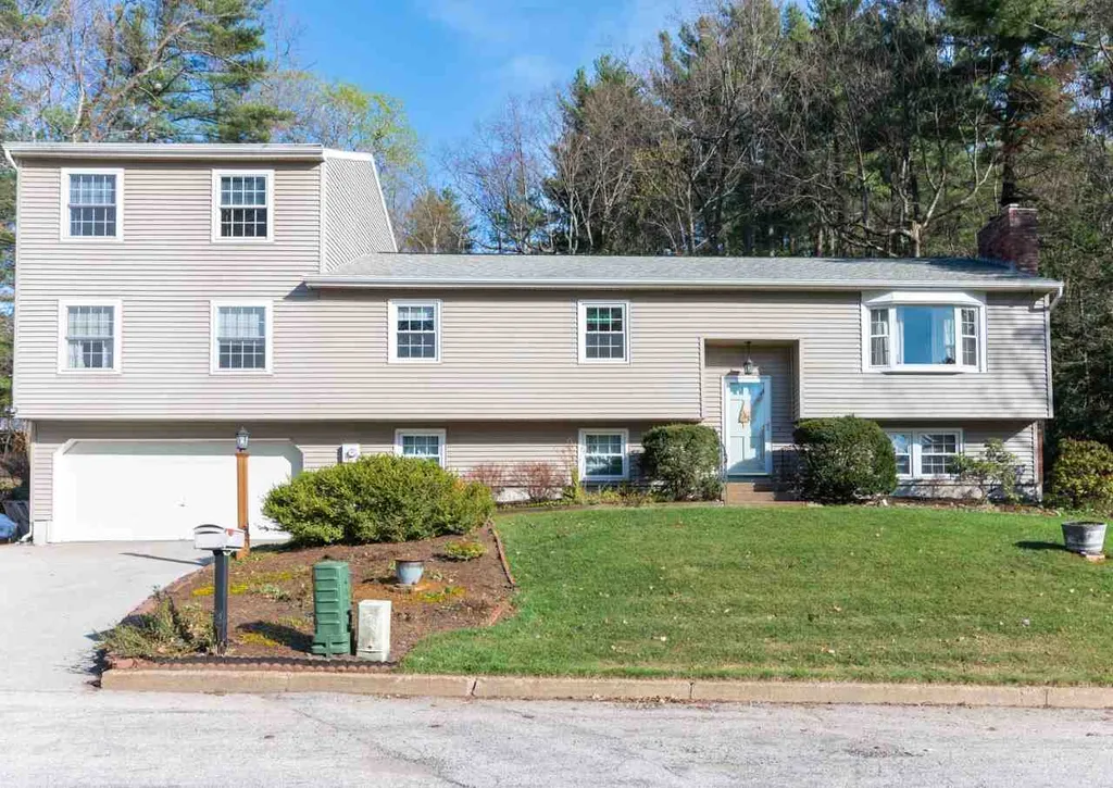 367 Coral Avenue Manchester NH 03104