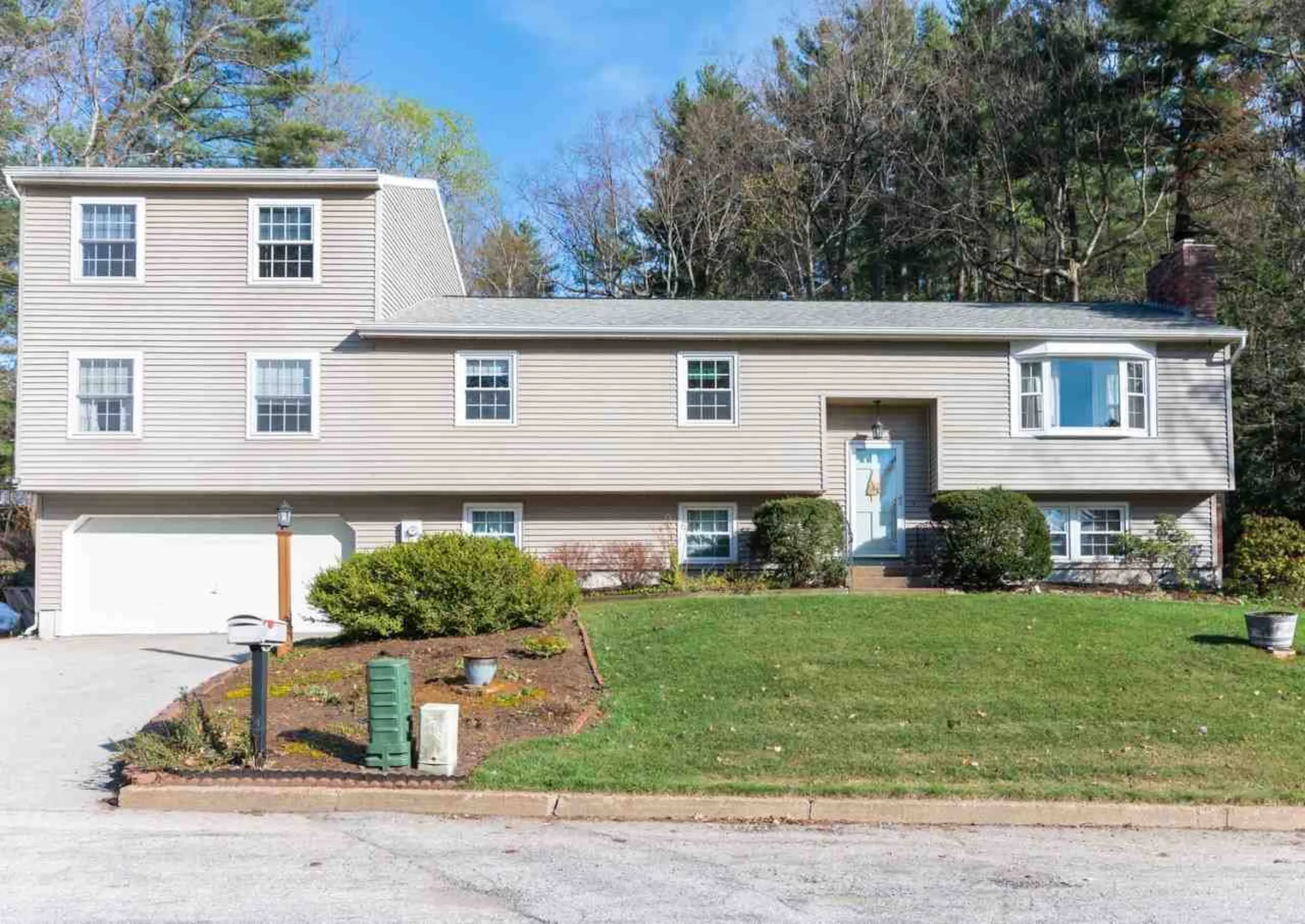 367 Coral Avenue Manchester NH 03104