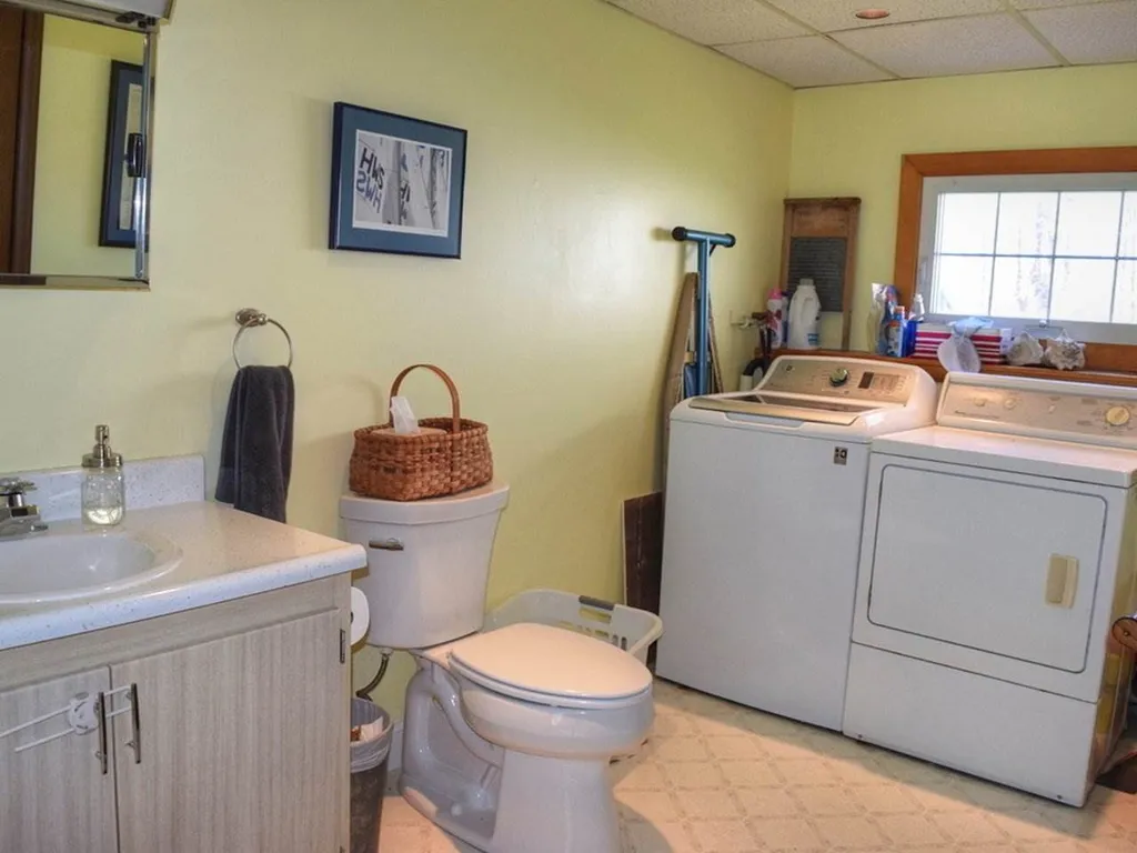 988 Prindle Road Charlotte VT 05445